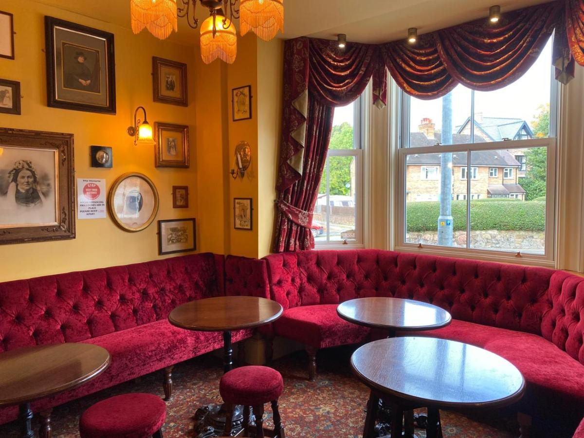 The Victoria Hotel Newcastle-under-Lyme Buitenkant foto