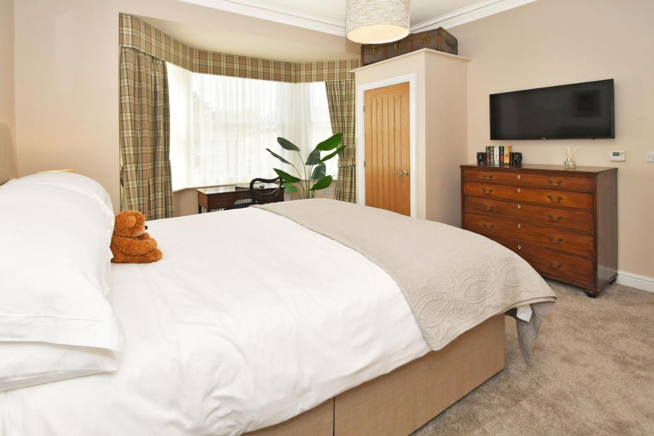 The Victoria Hotel Newcastle-under-Lyme Buitenkant foto